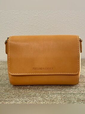 Portland Leather Mini Metro